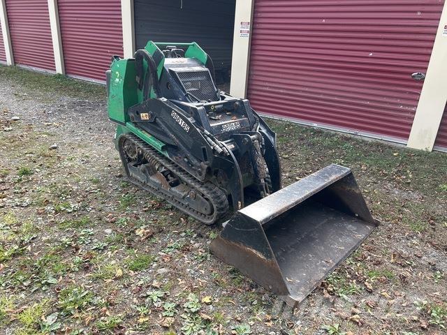 Toro TX-1000 لوادر انزلاقية التوجيه