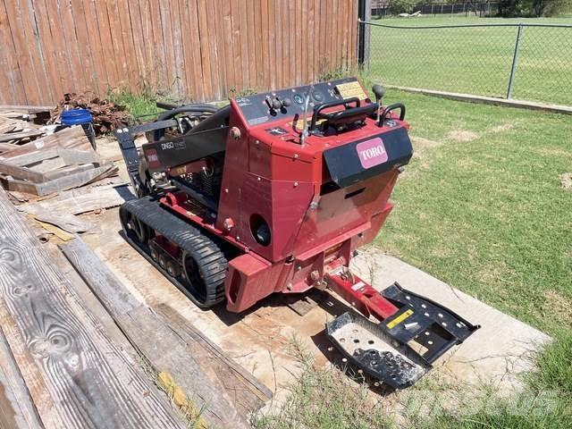 Toro TX427 ماكينات حفر خنادق