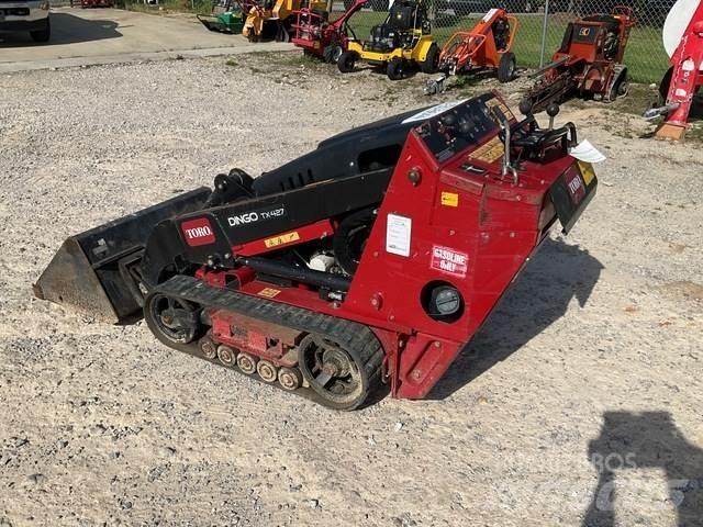 Toro TX427 لوادر انزلاقية التوجيه