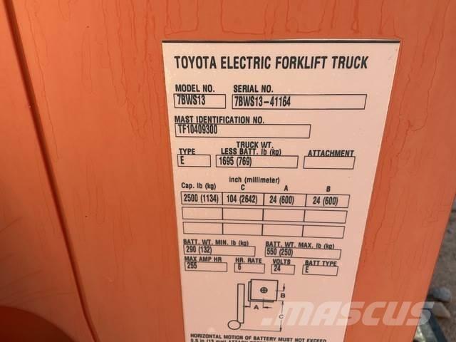 Toyota 7BWS13 شاحنات ذات رافعات شوكية تعمل بالكهرباء