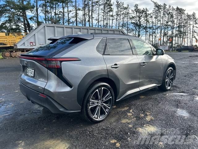 Toyota BZ4X سيارات