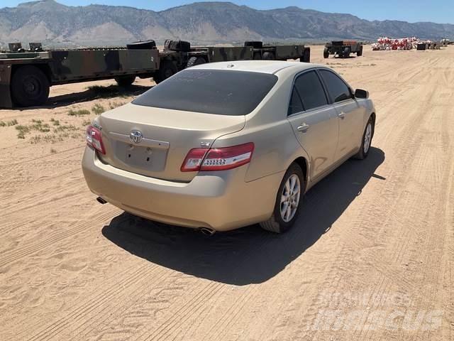Toyota Camry سيارات