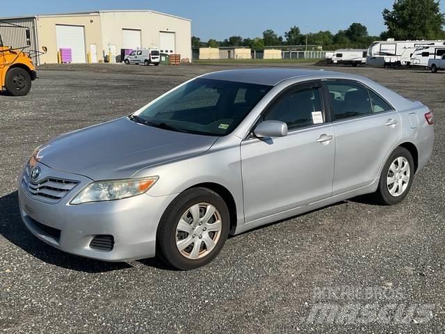 Toyota Camry سيارات