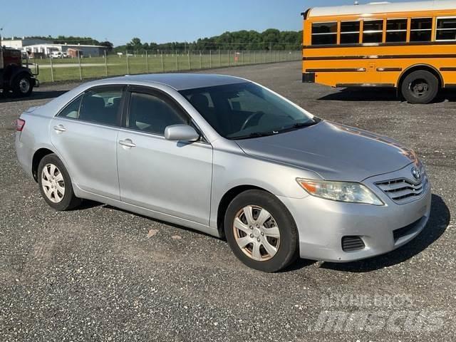 Toyota Camry سيارات
