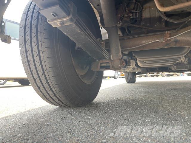 Toyota Hiace أخرى