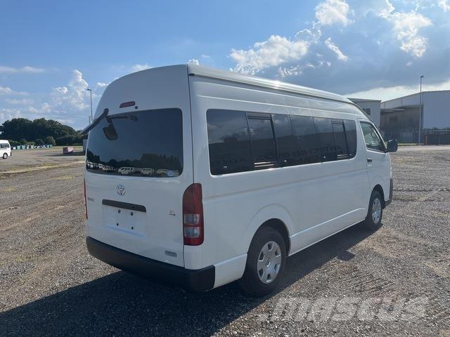 Toyota HIACE أخرى