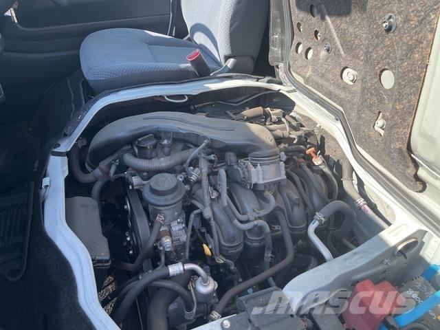 Toyota HIACE أخرى