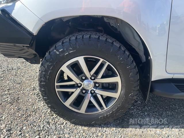 Toyota HiLux أخرى