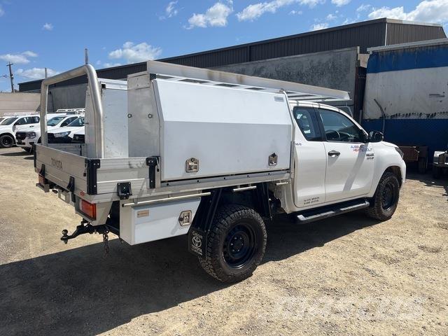Toyota HiLux أخرى