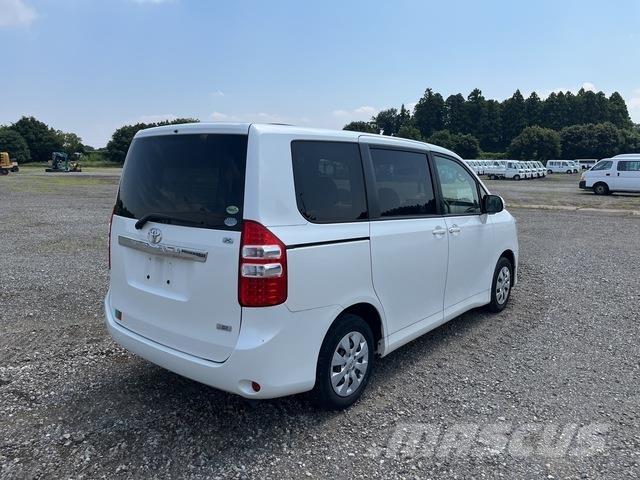 Toyota Noha أخرى