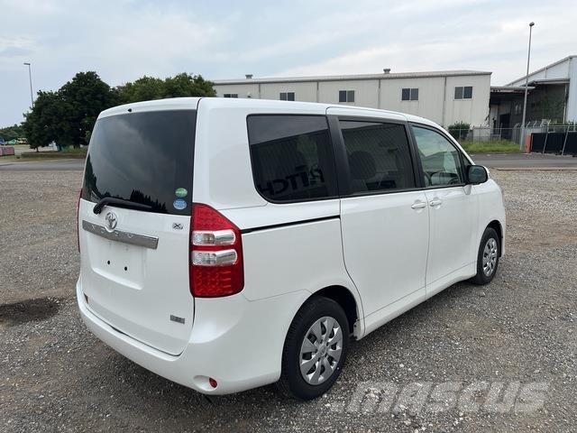 Toyota Noha أخرى