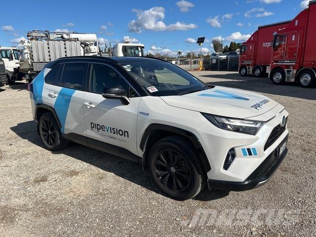 Toyota Rav4 سيارات