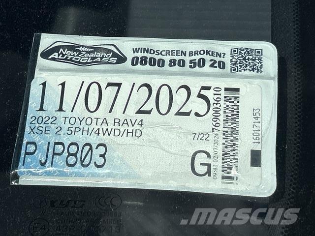Toyota Rav4 سيارات