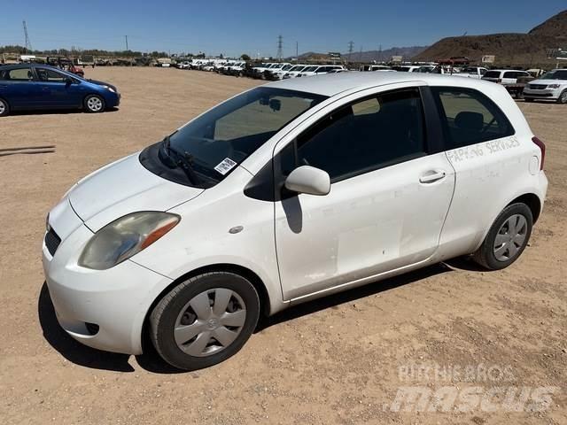 Toyota Yaris سيارات