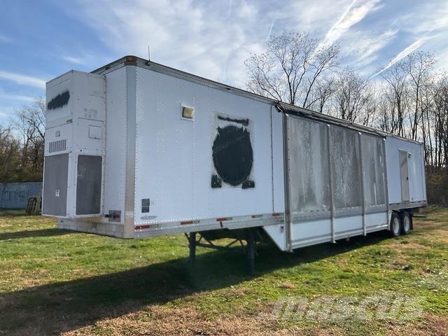 Trailmobile  لوادر منخفضة