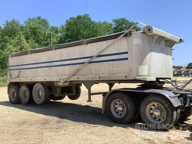 Travis S102 مقطورات قلابة