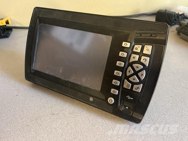 Trimble CB460 أخرى