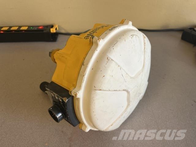 Trimble MS992 أخرى
