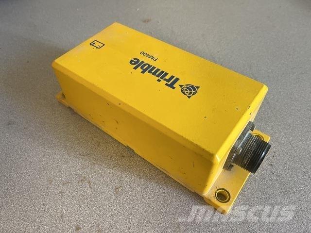 Trimble PM400 أخرى