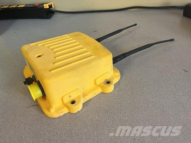 Trimble SNR910 أخرى