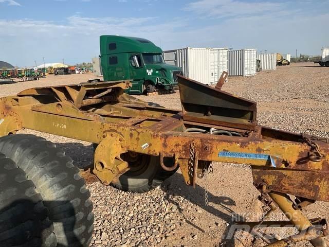 Troyler M198A1 حاملة نقل رباعية العجلات