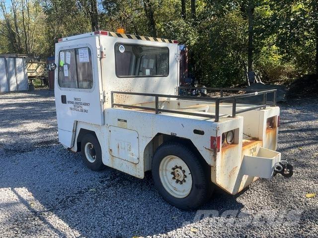  Tug MX4 شاحنة قاطرة