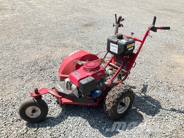  Turf Teq 1304H ماكينات زراعية أخرى