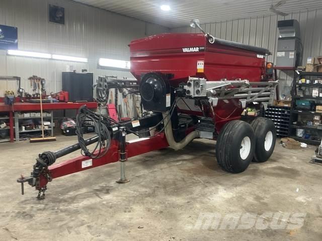 Valmar 5500 معدات فرد المواد المعدنية