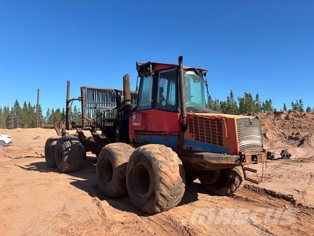 Valmet  شاحنات