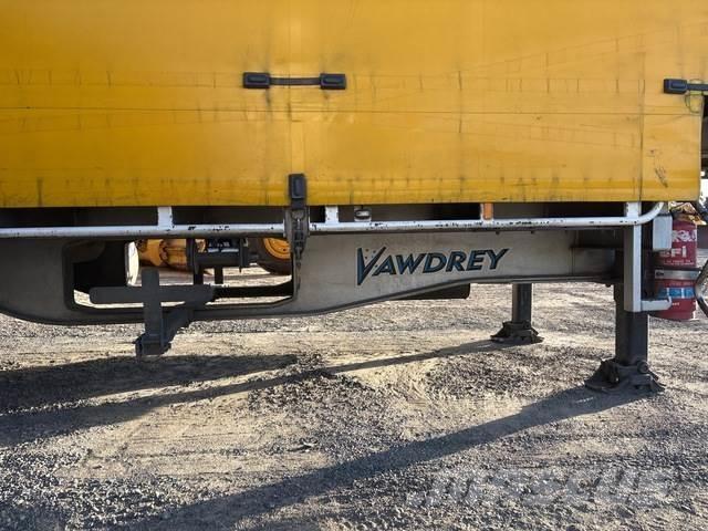 Vawdrey  مقطورات بغطاء جانبي