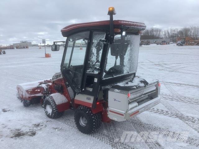 Ventrac 4520N جرارات مدمجة