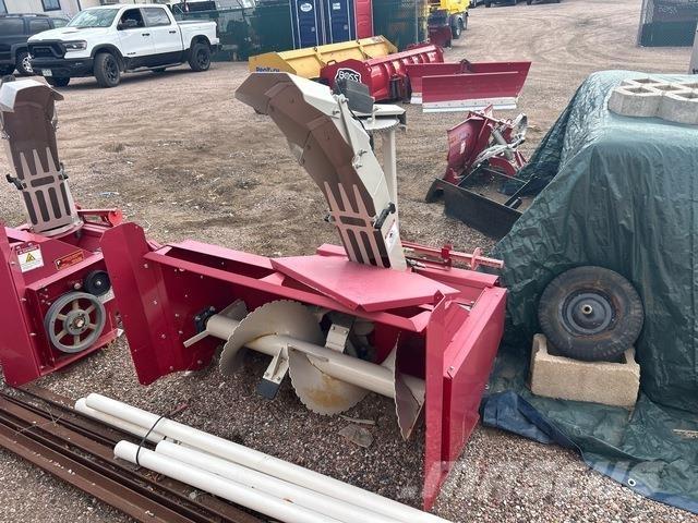Ventrac KX523 قاذفات الجليد