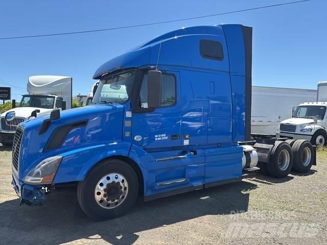 Volvo  وحدات الجر