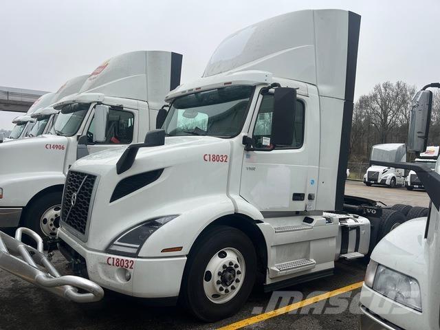 Volvo  وحدات الجر