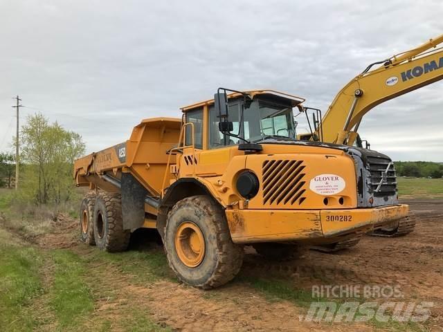 Volvo A25D ساحبات مفصلية