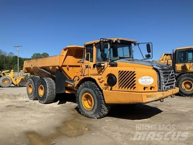 Volvo A25D ساحبات مفصلية