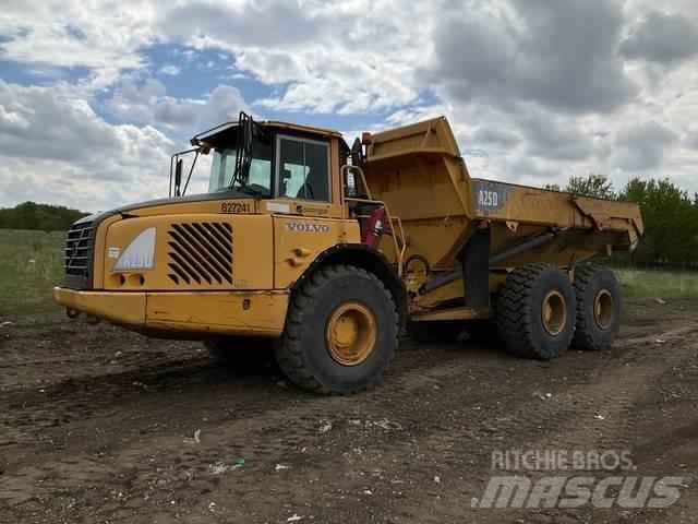 Volvo A25D ساحبات مفصلية