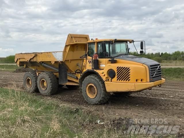 Volvo A25D ساحبات مفصلية
