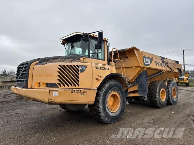 Volvo A25D ساحبات مفصلية