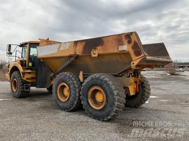 Volvo A25F ساحبات مفصلية