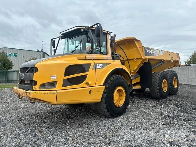 Volvo A25F ساحبات مفصلية