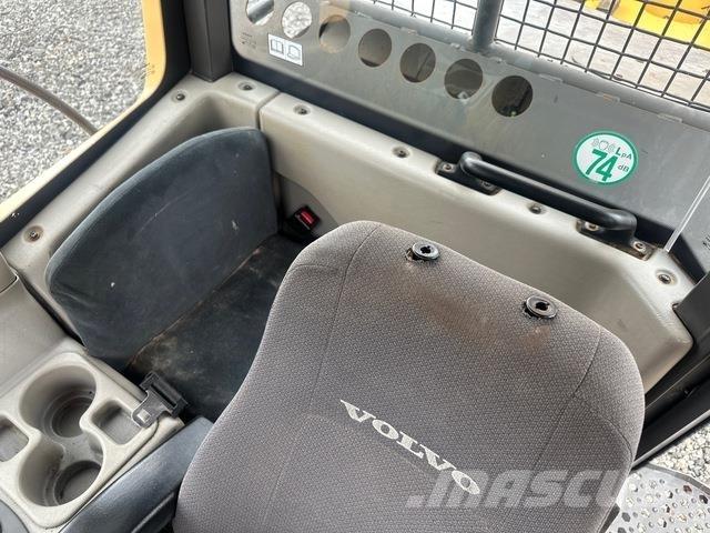 Volvo A25F ساحبات مفصلية