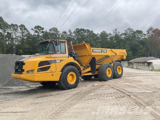 Volvo A25F ساحبات مفصلية