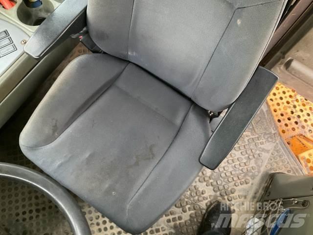 Volvo A30D ساحبات مفصلية