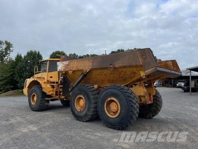 Volvo A35D ساحبات مفصلية