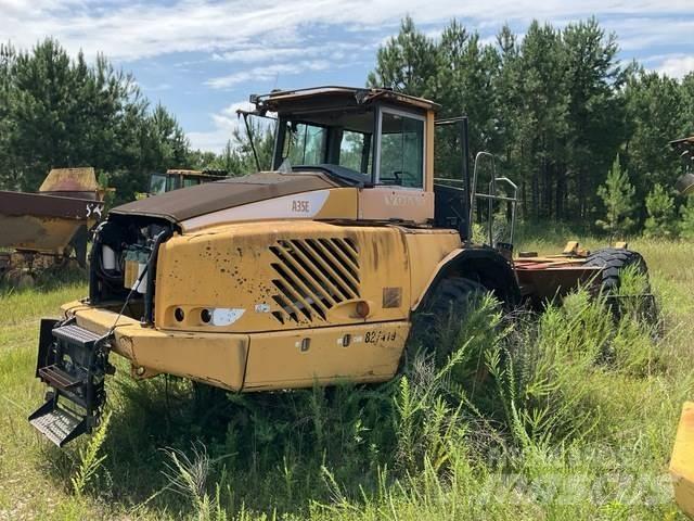 Volvo A35E ساحبات مفصلية