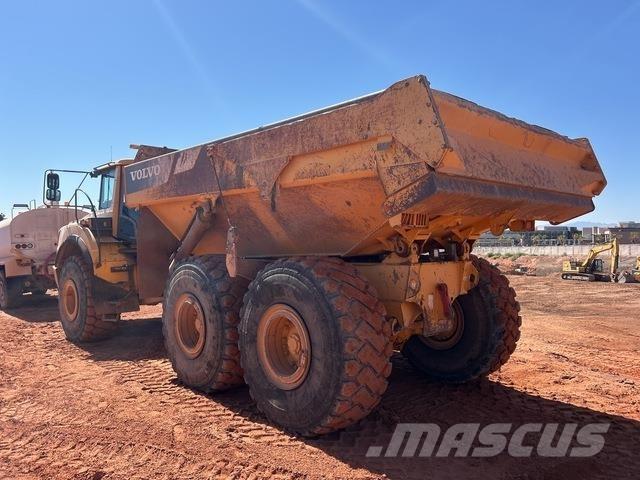 Volvo A35F ساحبات مفصلية