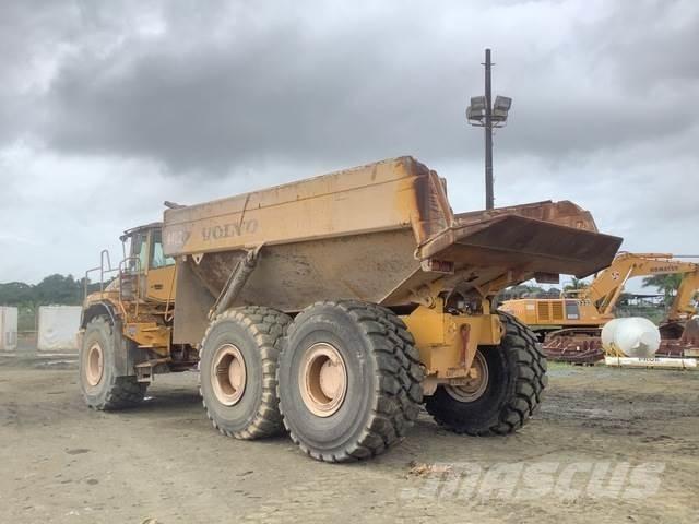 Volvo A40D ساحبات مفصلية