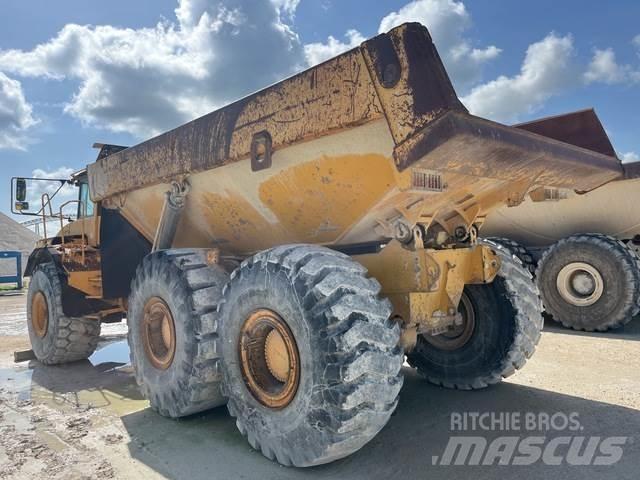 Volvo A40D ساحبات مفصلية