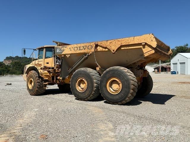 Volvo A40D ساحبات مفصلية